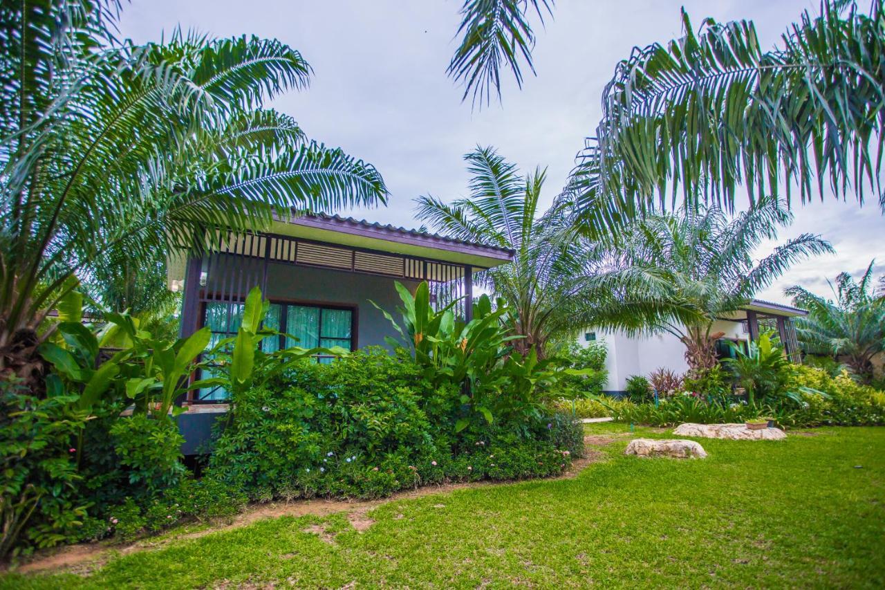 Palm Pran Resort Pran Buri Luaran gambar