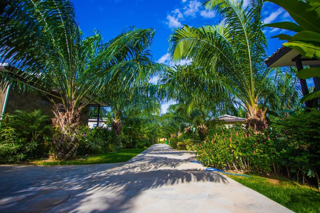 Palm Pran Resort Pran Buri Luaran gambar
