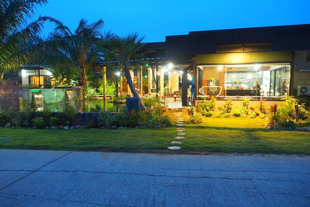 Palm Pran Resort Pran Buri Luaran gambar
